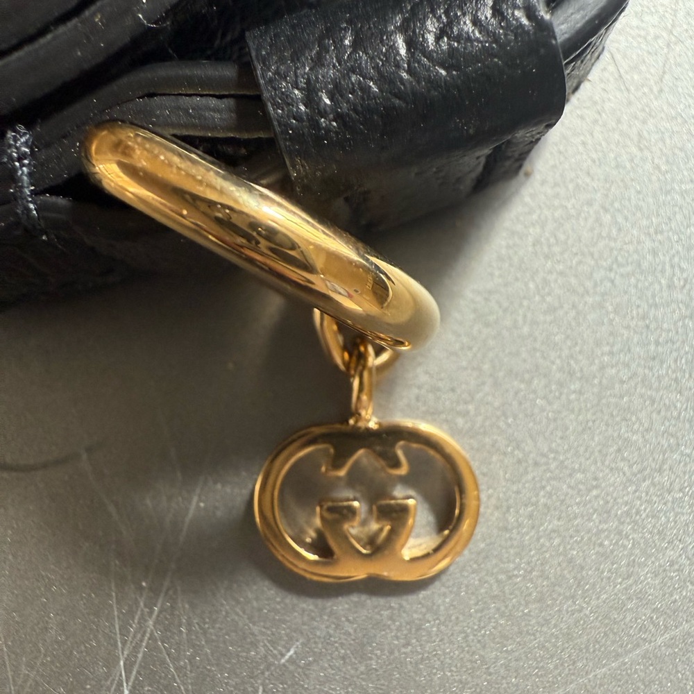 authentic Italian Gucci Black Dog Leash with Gold Accent